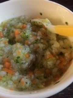 離乳食中期☆野菜たっぷりリゾット風お粥-レシピのメイン写真