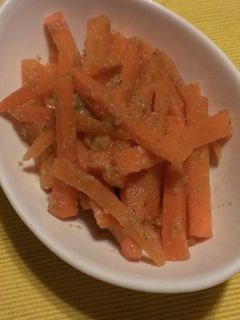 人参の簡単ごま和え♪-レシピのメイン写真