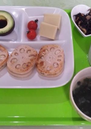 楽して美味しい！鶏団子のれんこん挟み-レシピのメイン写真