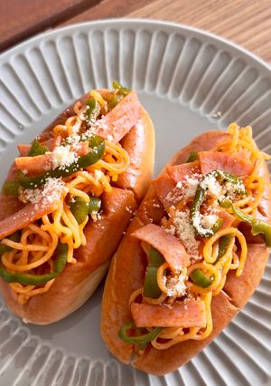【楽めし】ナポリタン焼きそばパン-レシピのメイン写真