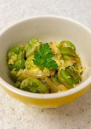 塩茹でそら豆と新玉ねぎのクミン炒め-レシピのメイン写真