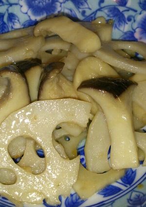副菜に！蓮根の技ありペペロンチーノ-レシピのメイン写真