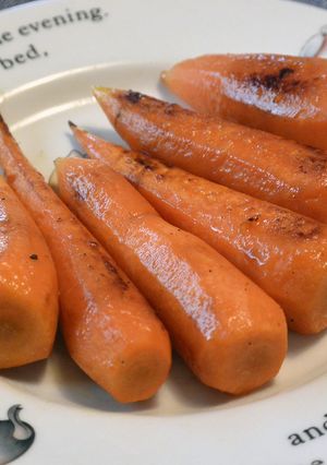 とても甘~い☆にんじんのオイル蒸し焼き-レシピのメイン写真