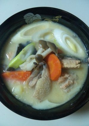【鮭のアラ(頭、白子、身)で粕汁♪】-レシピのメイン写真