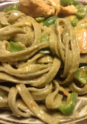 パクチー麺いなばチキンとタイカレーあえ-レシピのメイン写真