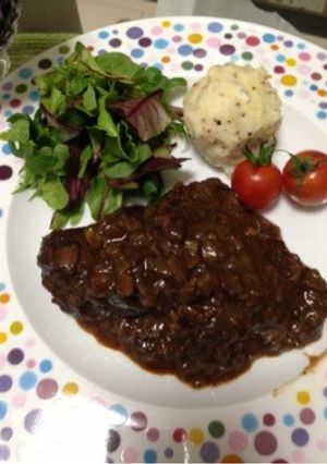 激安肉が変身♡牛肉の赤ワイン煮込-レシピのメイン写真