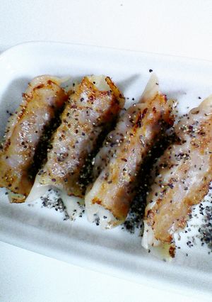 意外！ブラックペッパーで餃子がうまい☆-レシピのメイン写真