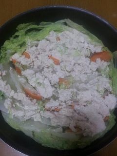 白菜の丸鶏ガラ蒸し鍋-レシピのメイン写真