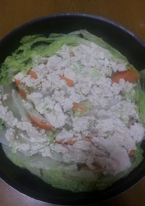 白菜の丸鶏ガラ蒸し鍋-レシピのメイン写真