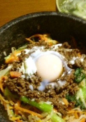 おろし玉ねぎ入り♪簡単ビビンバ丼-レシピのメイン写真