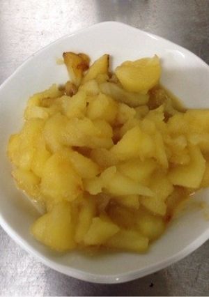 よくある煮りんご-レシピのメイン写真