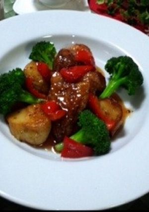 クリスマスに鶏もも肉とじゃが芋の甘辛炒め-レシピのメイン写真