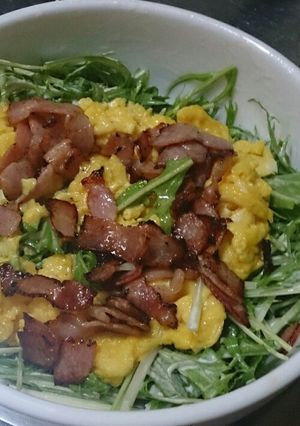 《水菜のベーコンマヨタマサラダ》-レシピのメイン写真