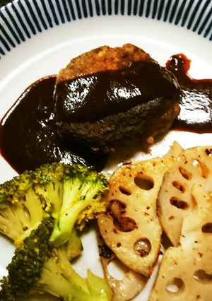 お肉だけのしっかりハンバーグ-レシピのメイン写真