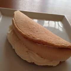 รูปของ パンケーキdeまるごとバナナ♪