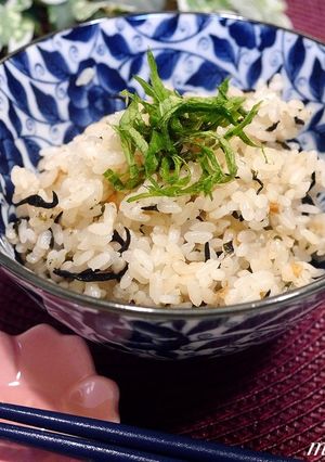 お茶漬けの粉de 梅♥ひじき炊込みご飯？-レシピのメイン写真