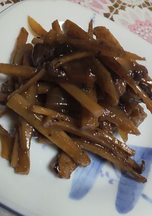 ごぼう、玉葱、椎茸、ちくわのつゆ炒め-レシピのメイン写真
