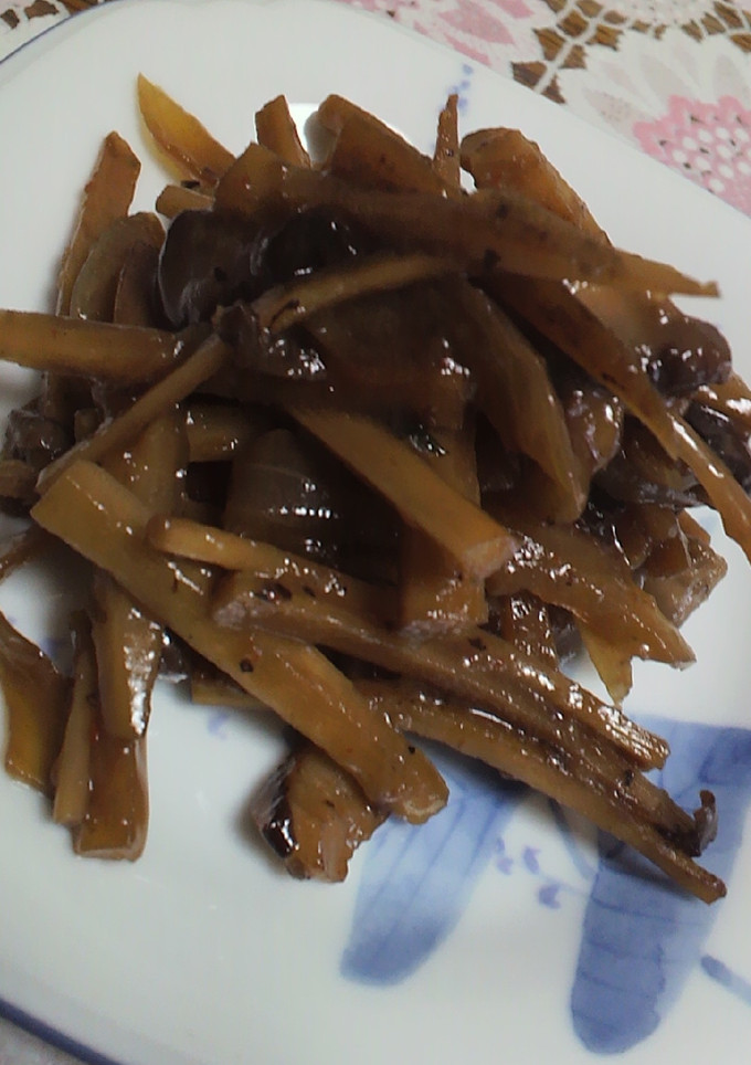 ごぼう、玉葱、椎茸、ちくわのつゆ炒め-レシピのメイン写真