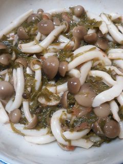 しめじとメカブの和え物-レシピのメイン写真