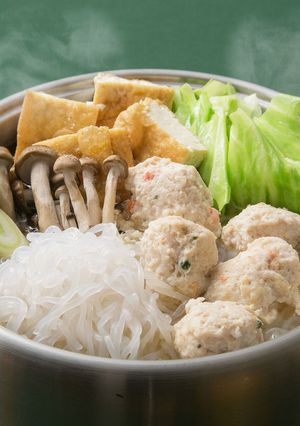 我が家のしらたきと野菜の塩こうじ鍋-レシピのメイン写真