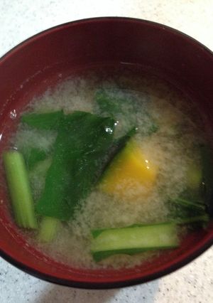かぼちゃと小松菜の味噌汁-レシピのメイン写真