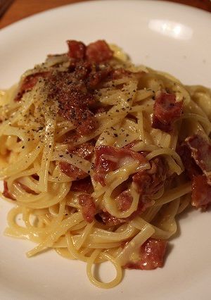 ピザチーズでカルボナーラ-レシピのメイン写真