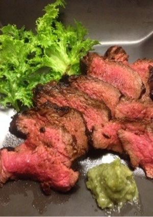 焼いてお湯にポン！で簡単ローストビーフ。-レシピのメイン写真