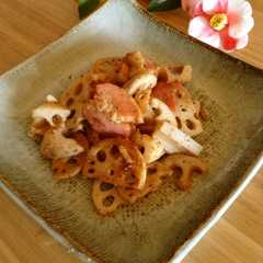 รูปของ ♡シャキっと蓮根のベーコン旨味炒め♡