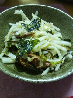 さんまの蒲焼き缶で大根サラダ-レシピのメイン写真