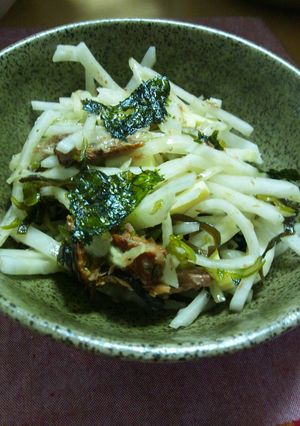 さんまの蒲焼き缶で大根サラダ-レシピのメイン写真