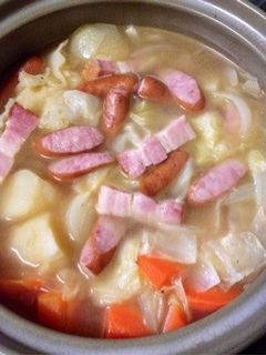 土鍋でポトフ☆コンソメ・バター醤油風味-レシピのメイン写真
