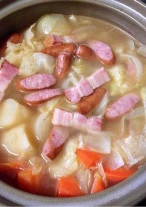 土鍋でポトフ☆コンソメ・バター醤油風味-レシピのメイン写真