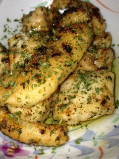 お酒に合う！柔らか鶏胸肉塩ガーリック焼き-レシピのメイン写真