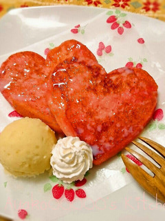 春よこい♡春色いちごフレンチトースト-レシピのメイン写真