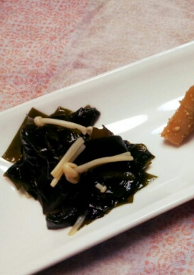 簡単!わかめとえのきの和え物-レシピのメイン写真