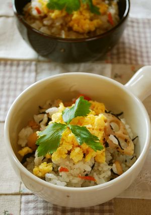 ヘルシー♪ひじきの煮物入り混ぜご飯-レシピのメイン写真