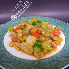 รูปของ トリ肉と銀杏の中華炒め