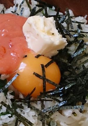 《簡単！パスタソースで明太釜玉うどん》-レシピのメイン写真