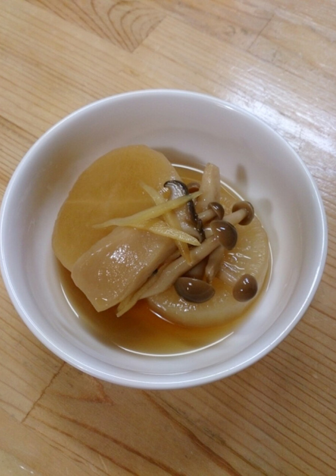 大根とキノコだけ♪とろける煮物(^∇^)-レシピのメイン写真