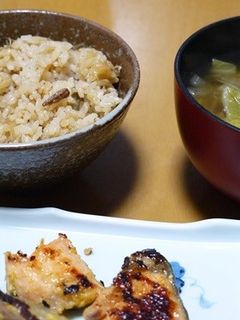 具材は3つ☆さんまのかば焼き缶の混ぜご飯-レシピのメイン写真