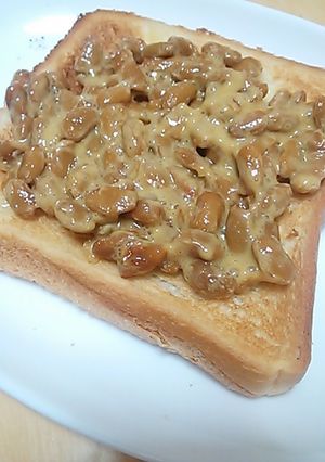 朝食に☆おいしい納豆トースト-レシピのメイン写真