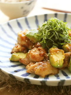 鶏肉とアボカドのあっさり梅照り焼き-レシピのメイン写真