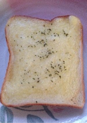 忙しい朝に！簡単美味しいマヨトースト-レシピのメイン写真