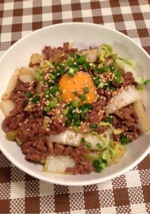 合挽き肉で♪簡単すき焼き丼-レシピのメイン写真