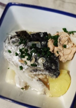 鮭のアラとじゃがいもの塩麹スタミナ煮-レシピのメイン写真