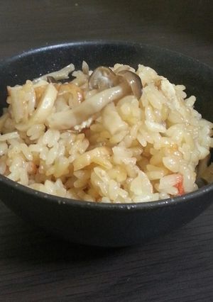 味も色も濃い★絶品鶏ごぼう炊き込みご飯★-レシピのメイン写真