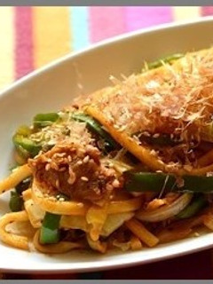 ピリ辛焼きうどん-レシピのメイン写真