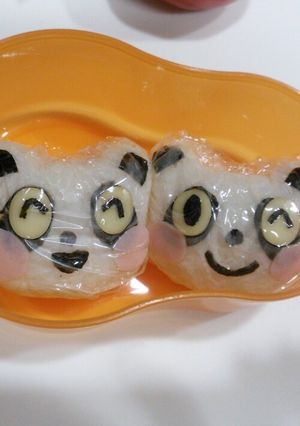 簡単♪仲良しパンダおにぎり(*^^*)-レシピのメイン写真