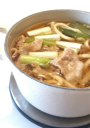 麺つゆで簡単☆豚バラ肉で肉南蛮うどん-レシピのメイン写真
