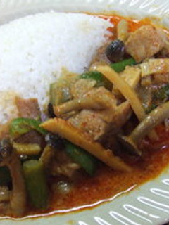 タイの香り~チキンレッドカレー-レシピのメイン写真